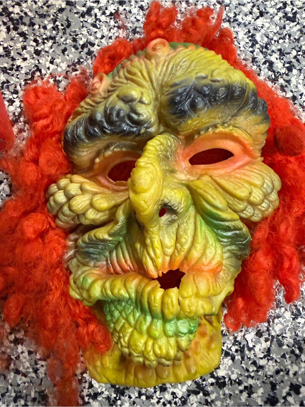 Decorative Yellow Green Horror Mask with Red Hair - Unbranded